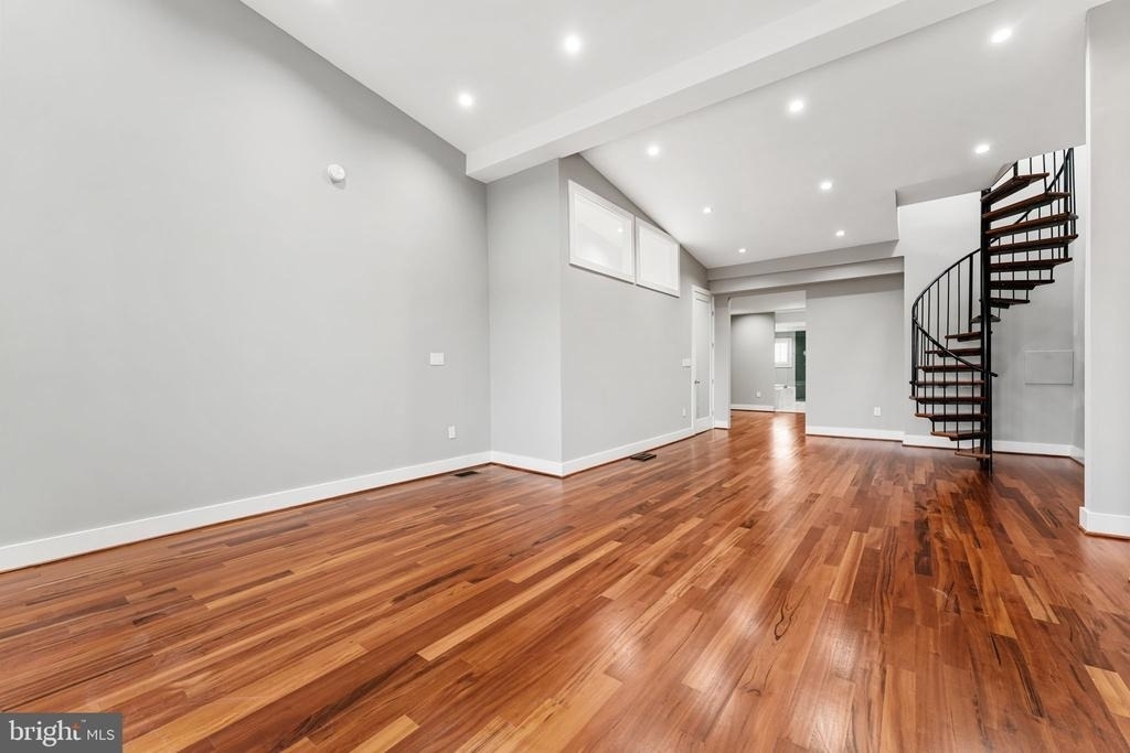 2421 1st Street Nw - Photo 15
