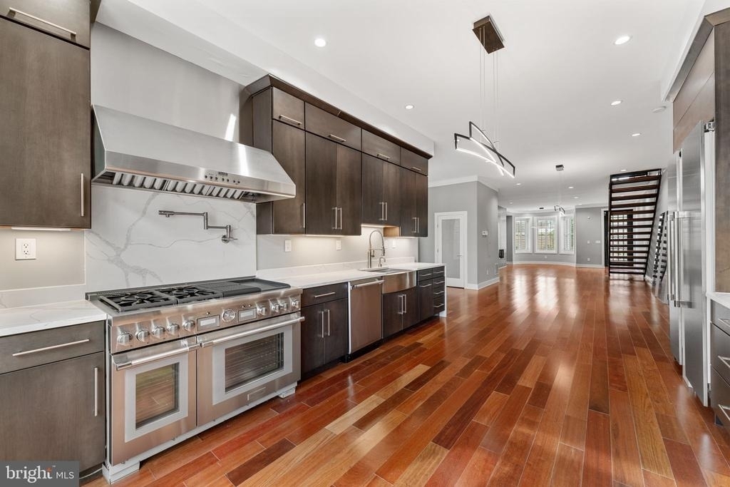 2421 1st Street Nw - Photo 11