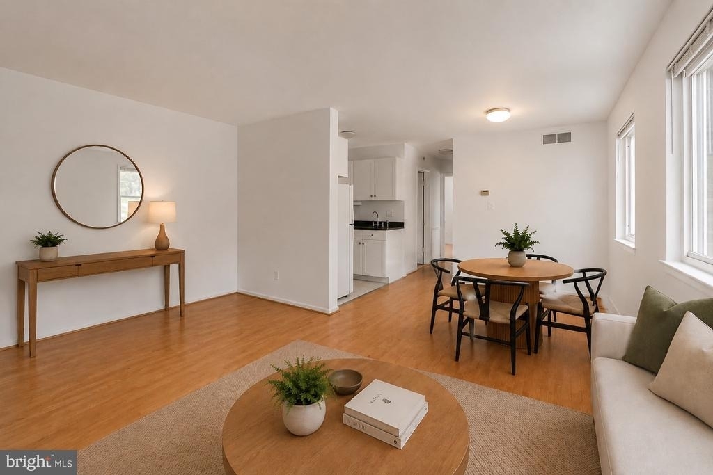 630 11th Street Ne - Photo 3