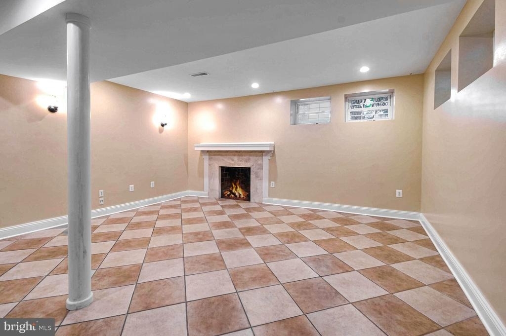 8112 Eastern Avenue Nw - Photo 30