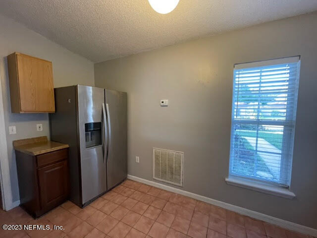 10538 Lantana Lakes Drive N - Photo 4