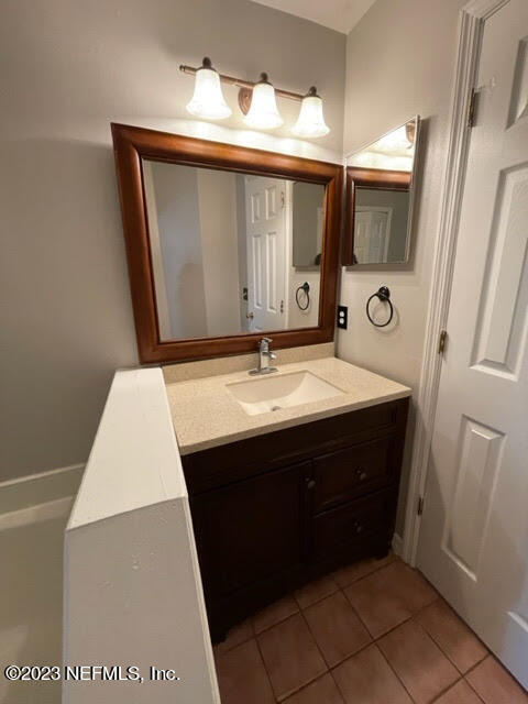 10538 Lantana Lakes Drive N - Photo 13