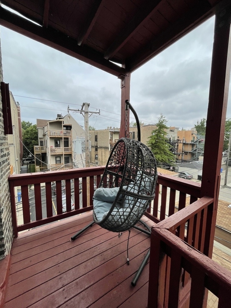 3722 N Sheffield Avenue - Photo 6