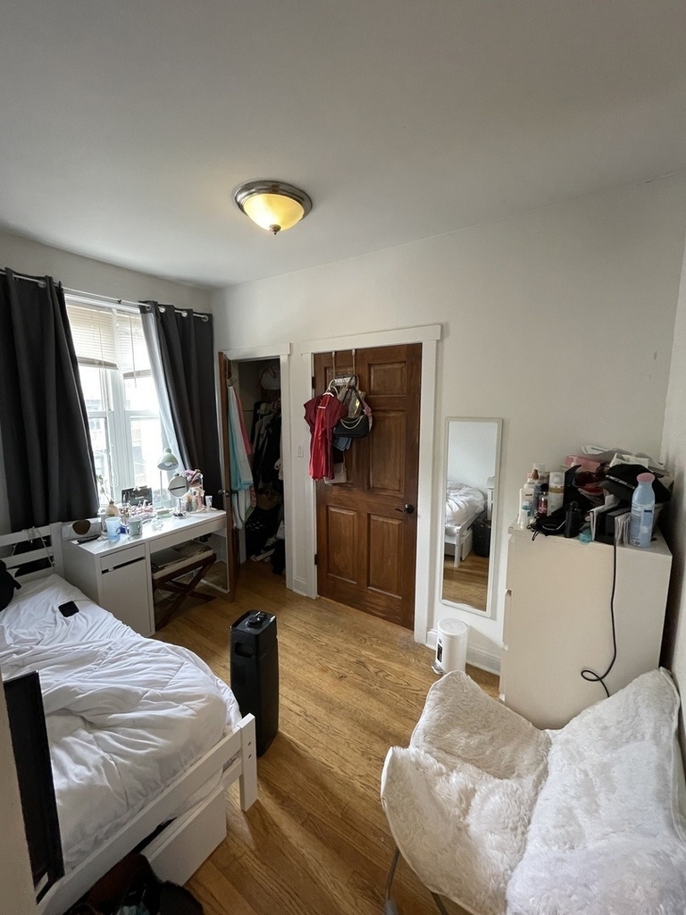 3722 N Sheffield Avenue - Photo 8