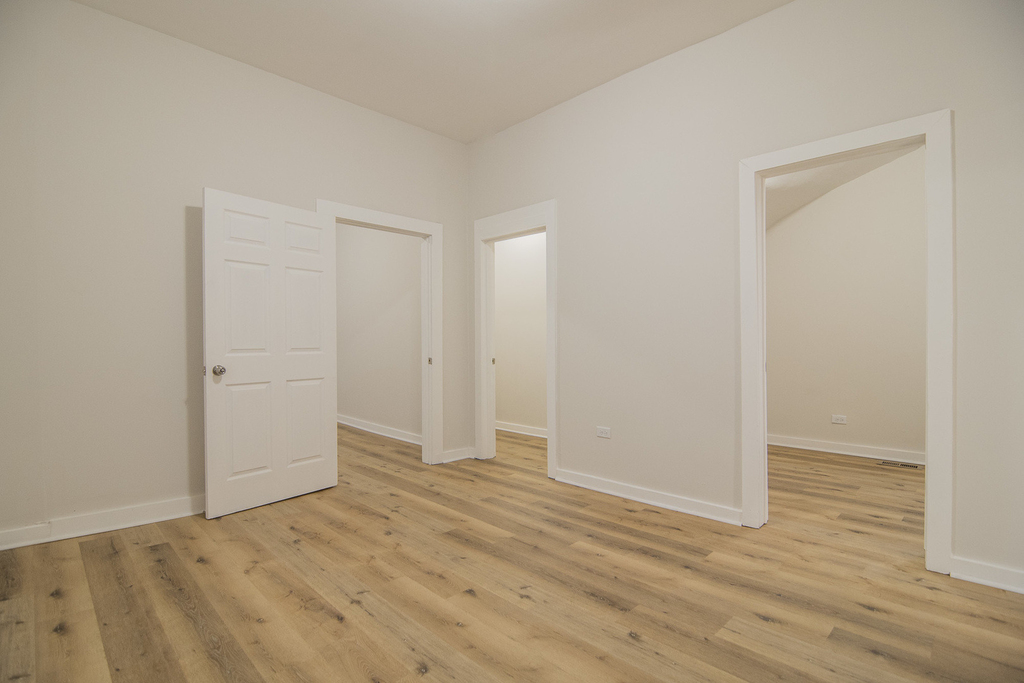 1141 S Francisco Avenue - Photo 6