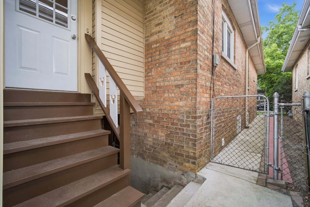 7236 W Pratt Avenue - Photo 20