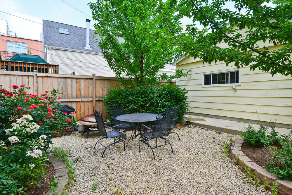 1512 W School Street - Photo 9