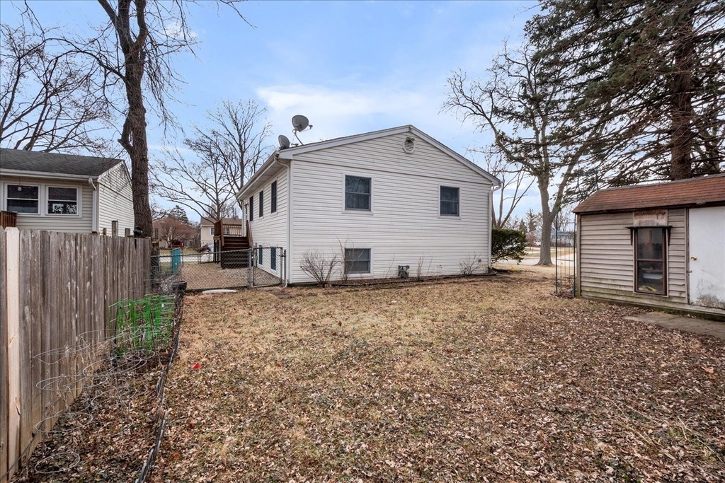 517 Longwood Drive - Photo 22