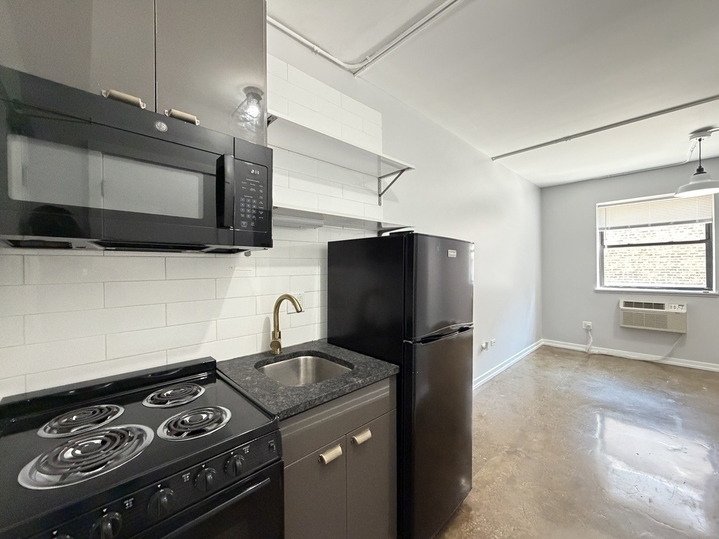 1136 W Wilson Avenue - Photo 6