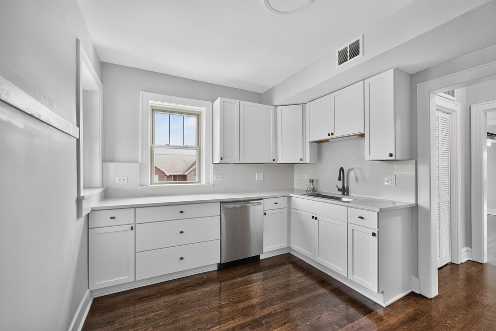 1101 S Oak Park Avenue - Photo 8