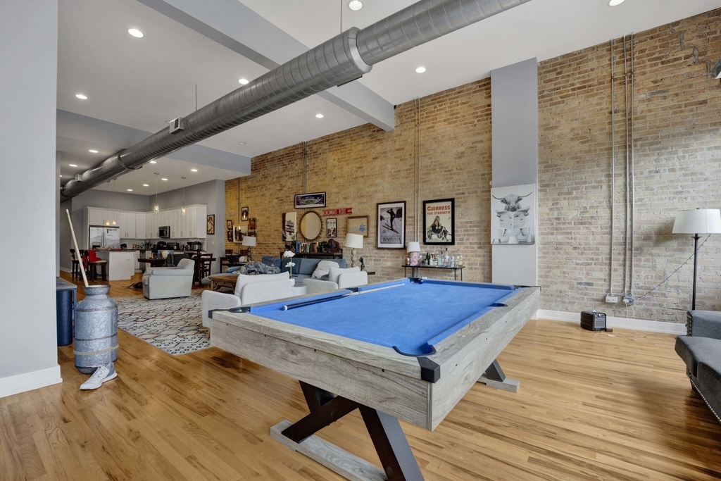 1015 W Lake Street - Photo 7