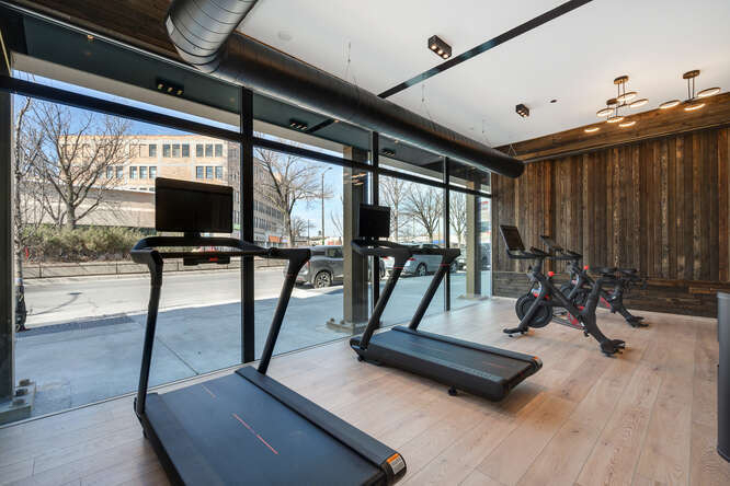 1257 N Ashland Avenue - Photo 4