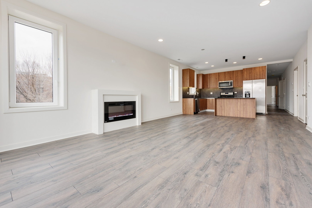 2824 W Van Buren Street - Photo 16