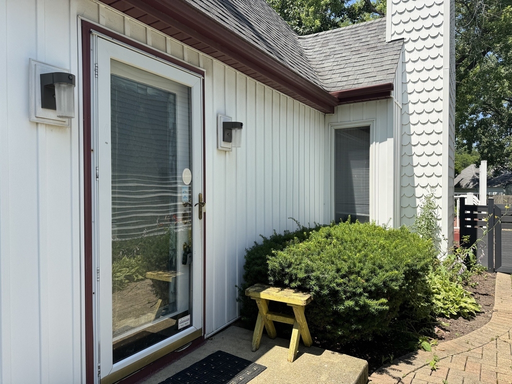 6652 Fernwood Drive - Photo 1