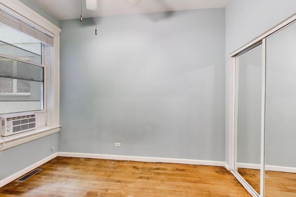 1037 S Racine Avenue - Photo 14