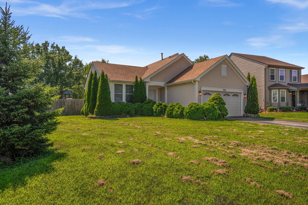 776 Chesterfield Lane - Photo 0