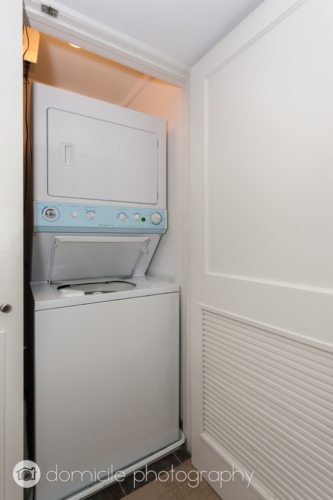 815 W Newport Avenue - Photo 22