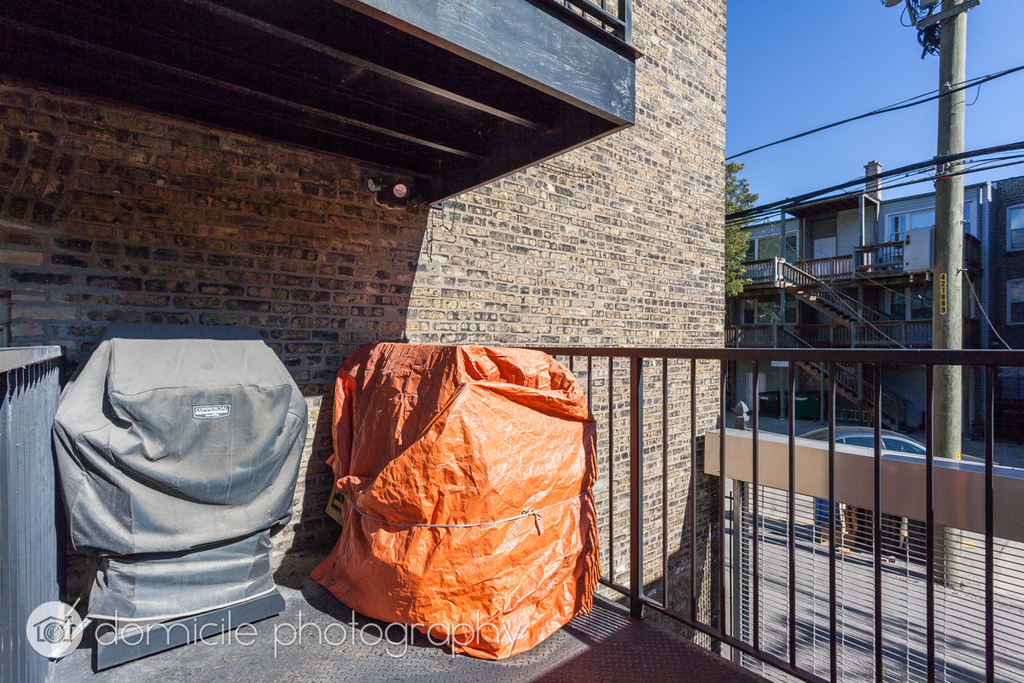 815 W Newport Avenue - Photo 23