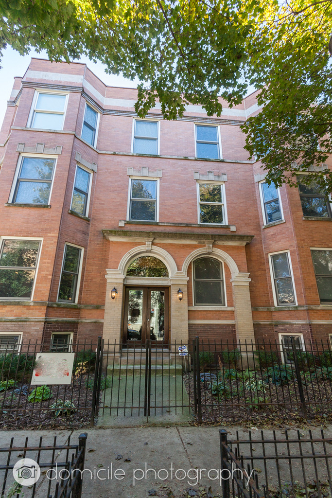 815 W Newport Avenue - Photo 27