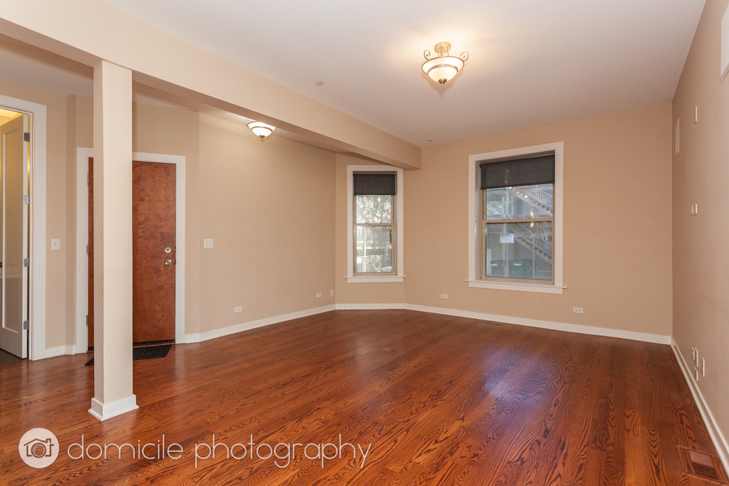 815 W Newport Avenue - Photo 6