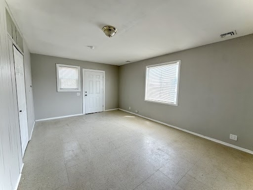 2531 N Tripp Avenue - Photo 3
