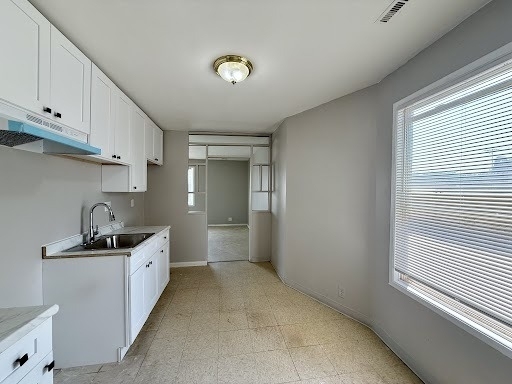 2531 N Tripp Avenue - Photo 1