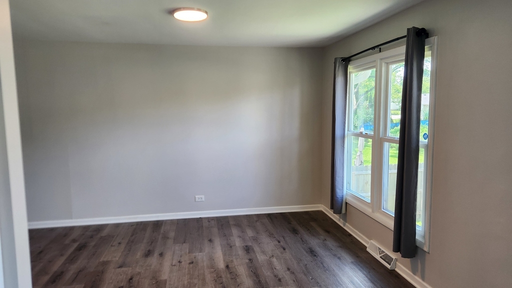 418 Assembly Drive - Photo 4