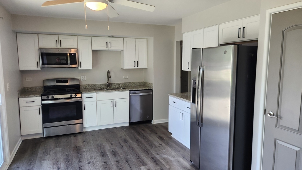 418 Assembly Drive - Photo 3