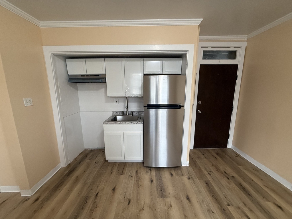 2249 S Gunderson Avenue - Photo 8