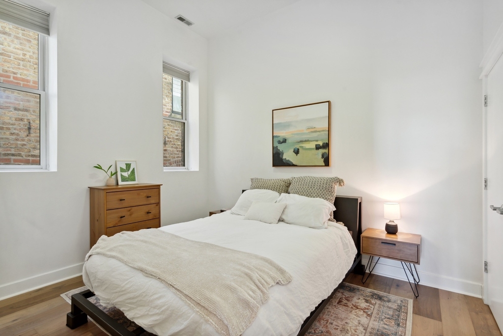 1243 N Wolcott Avenue - Photo 11