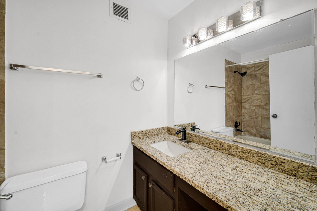 200 N Dearborn Street - Photo 5