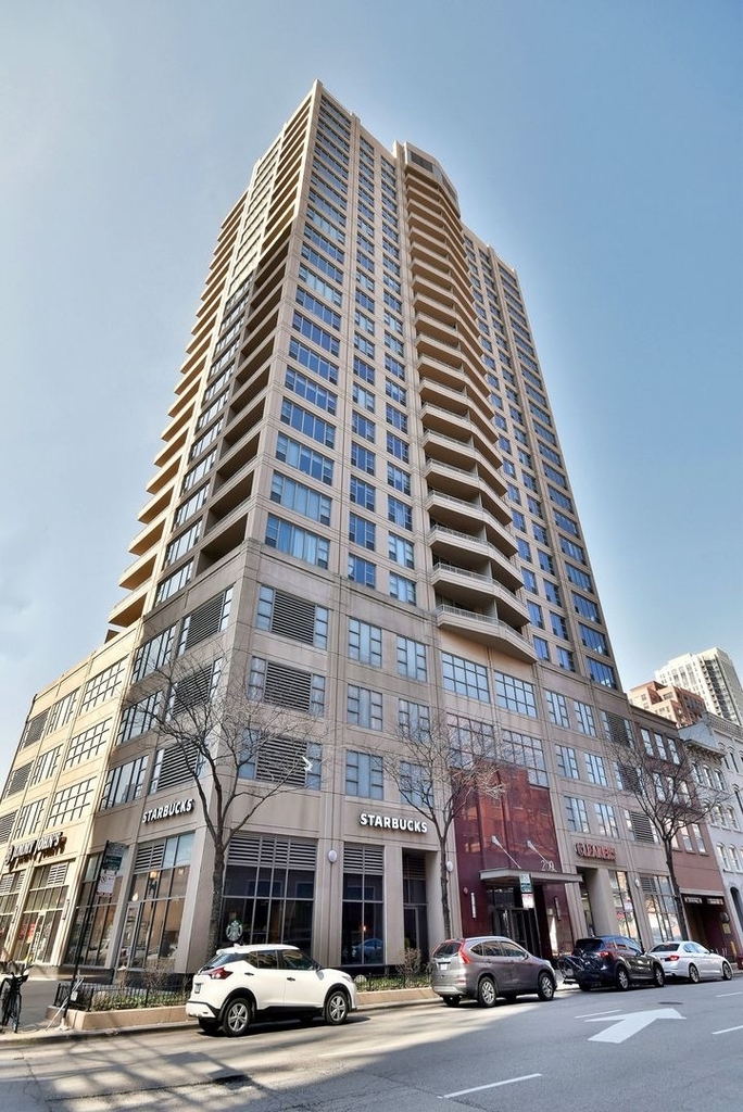 200 N Jefferson Street - Photo 0