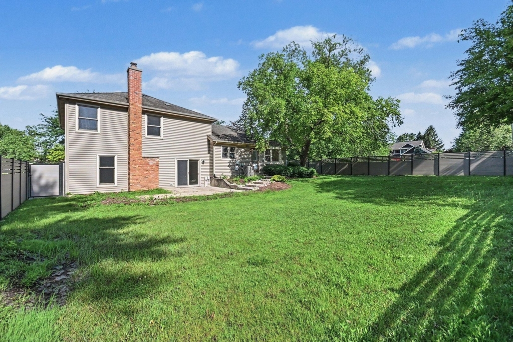 5195 Castaway Lane - Photo 22
