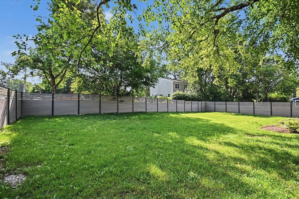 5195 Castaway Lane - Photo 24