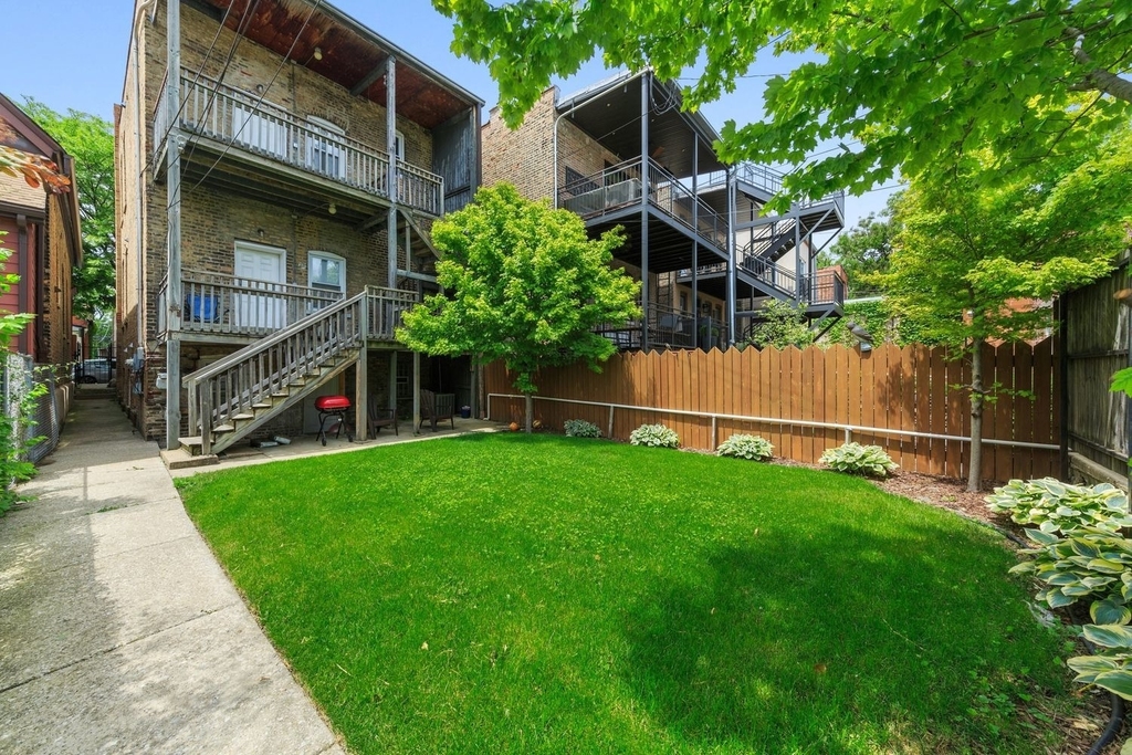921 S Oakley Boulevard - Photo 14