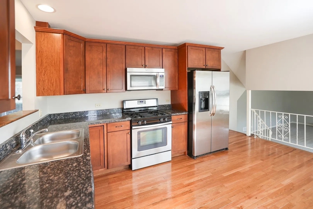 1329 Stonegate Road - Photo 17
