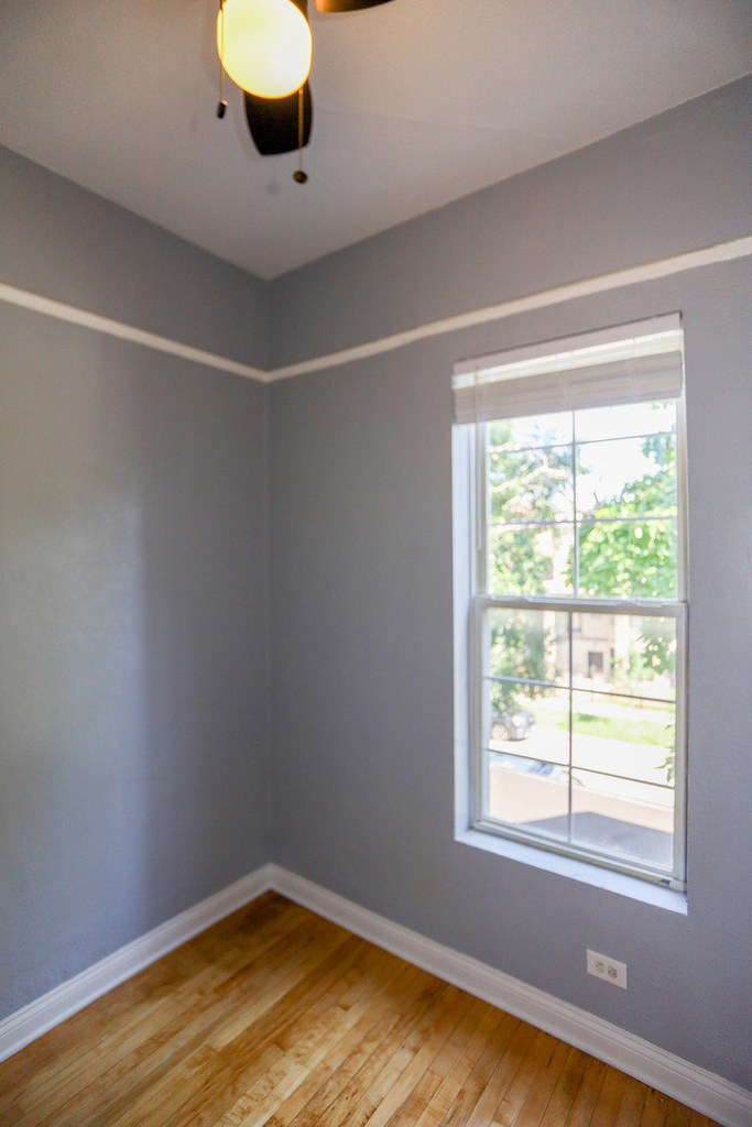 3525 W Dickens Avenue - Photo 12