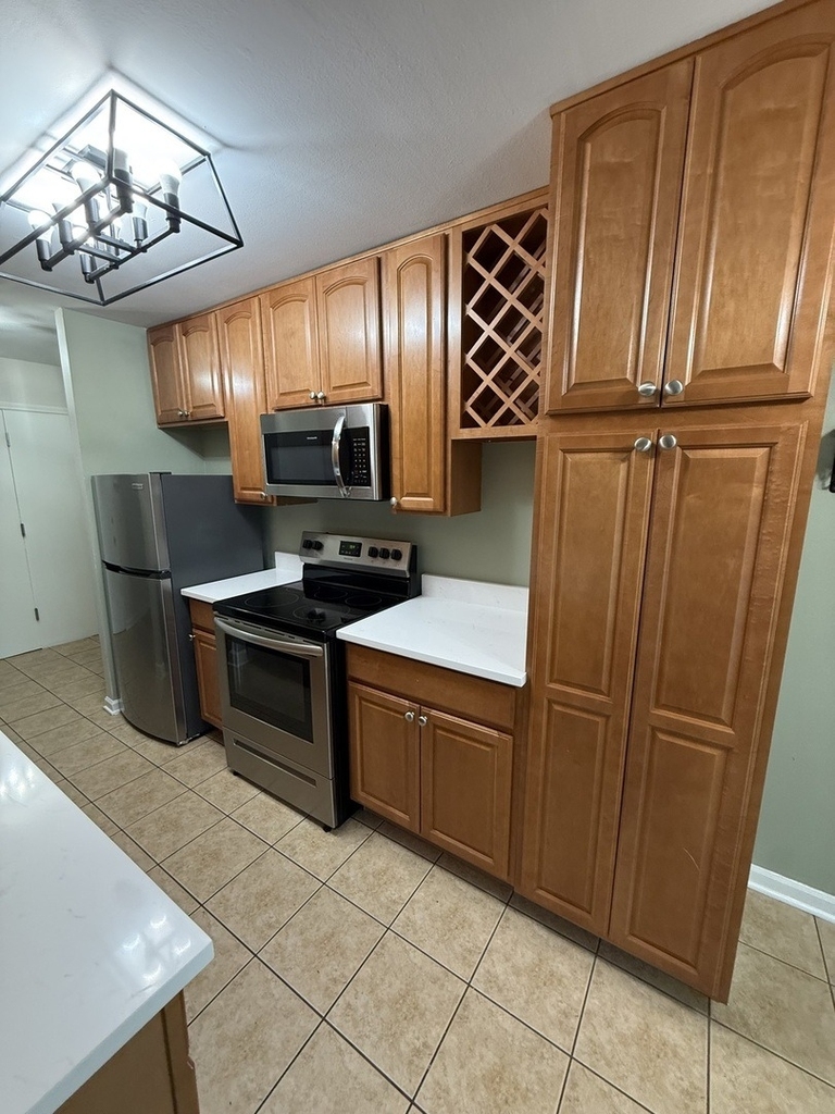 6000 Oakwood Drive - Photo 9
