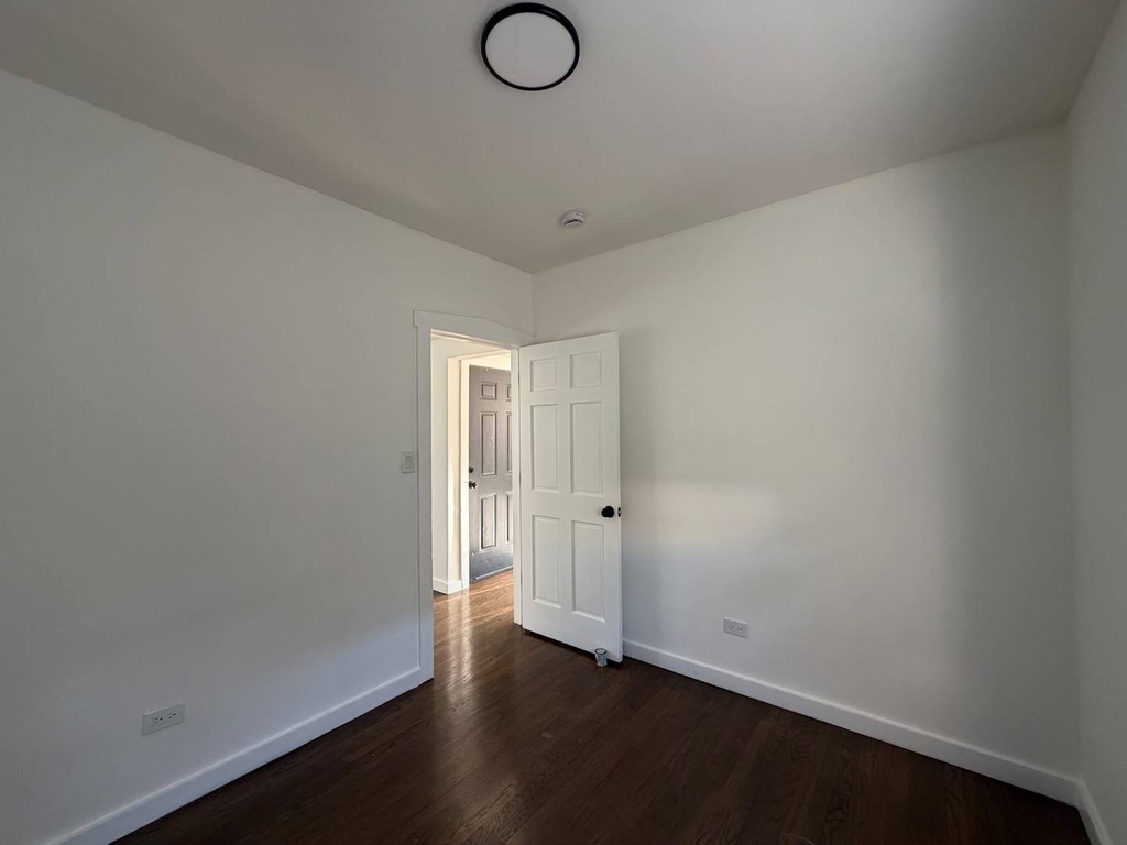223 N Laporte Avenue - Photo 6