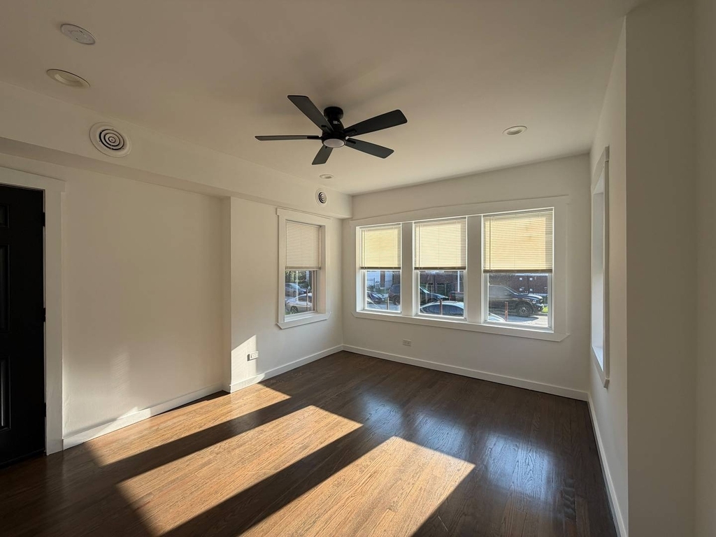 223 N Laporte Avenue - Photo 3