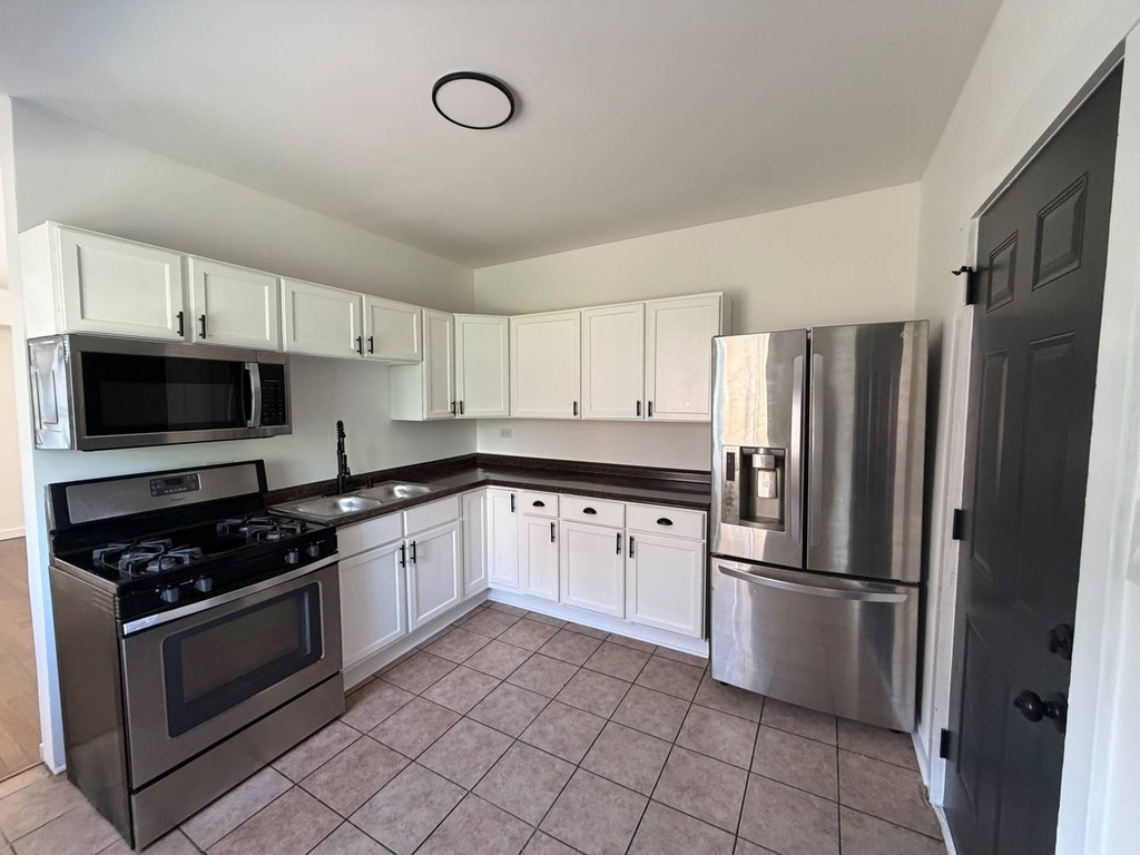 223 N Laporte Avenue - Photo 14