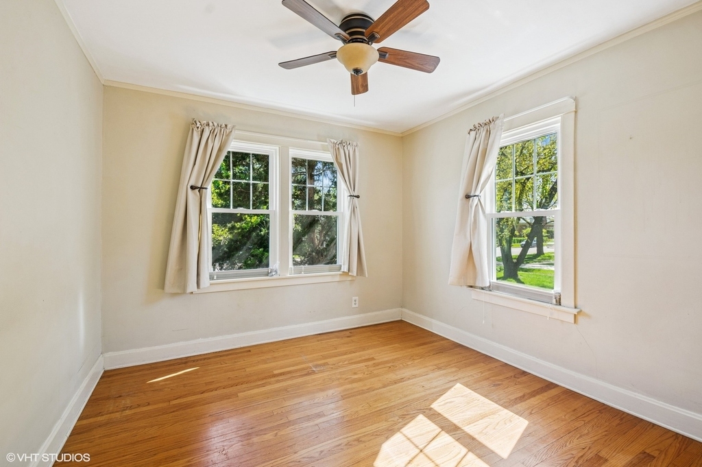344 W Maple Street - Photo 9