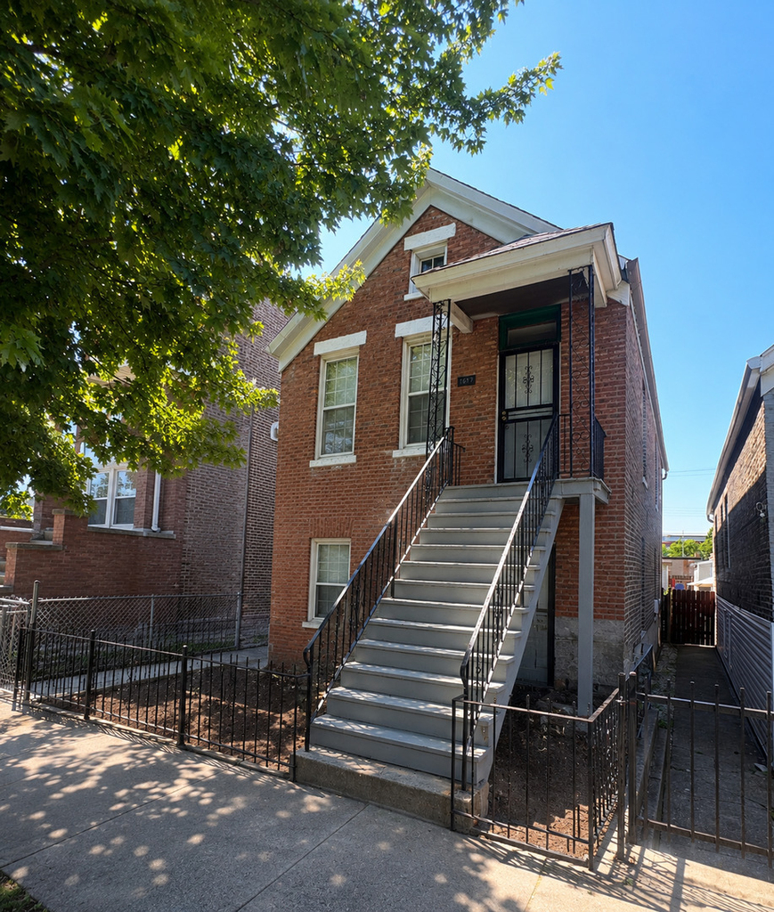 1617 W 38th Place - Photo 0