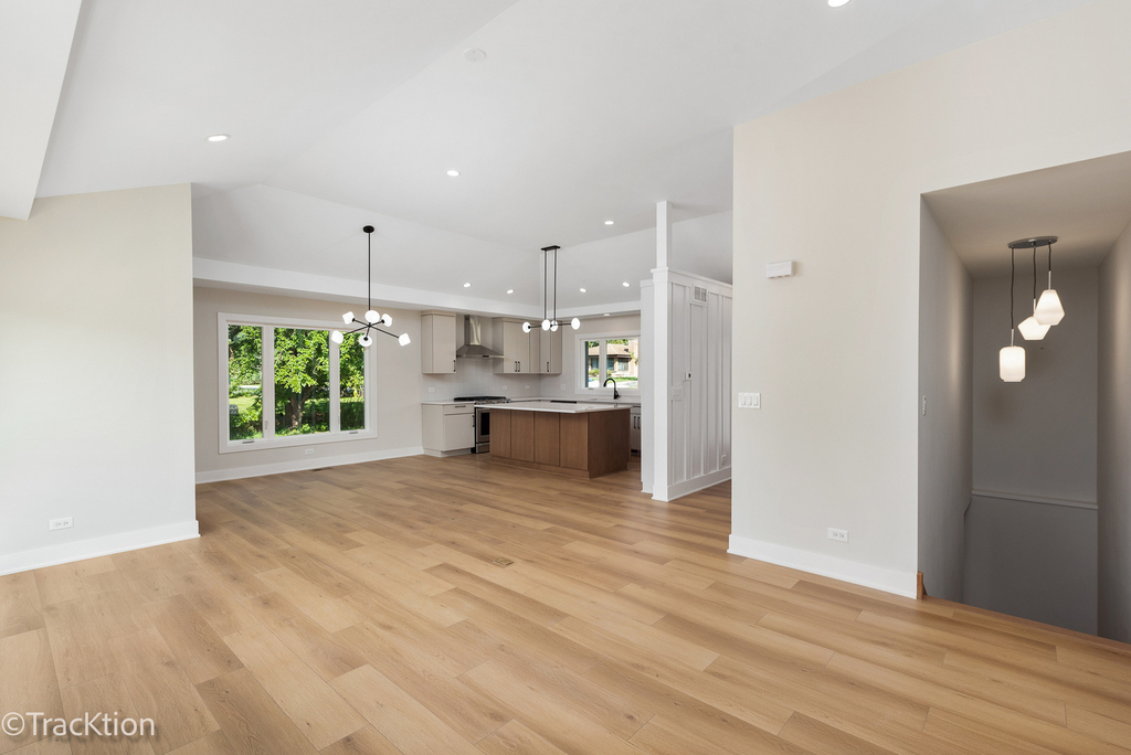 137 W Chicago Avenue - Photo 6