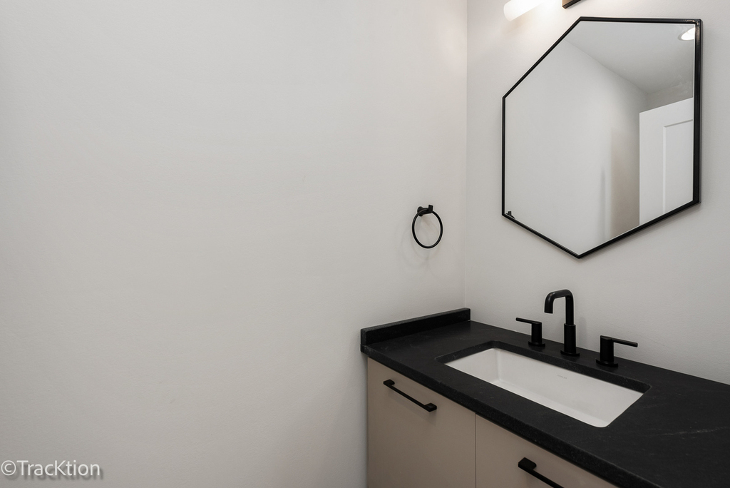 137 W Chicago Avenue - Photo 15