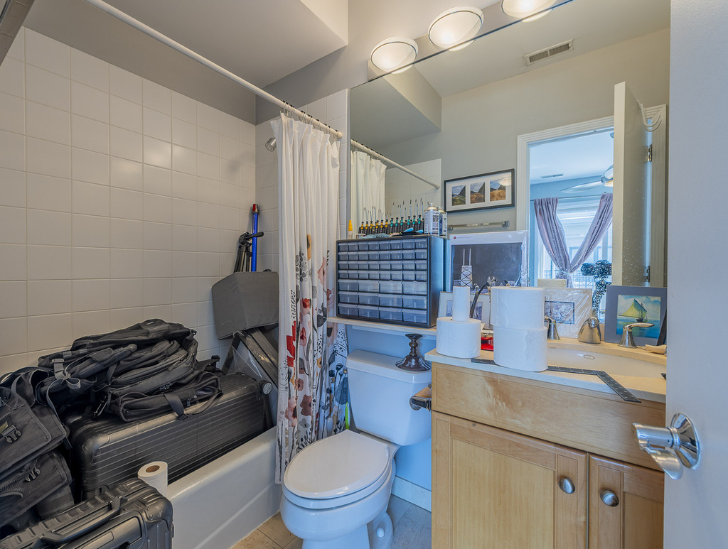 127 E 18th Street - Photo 11