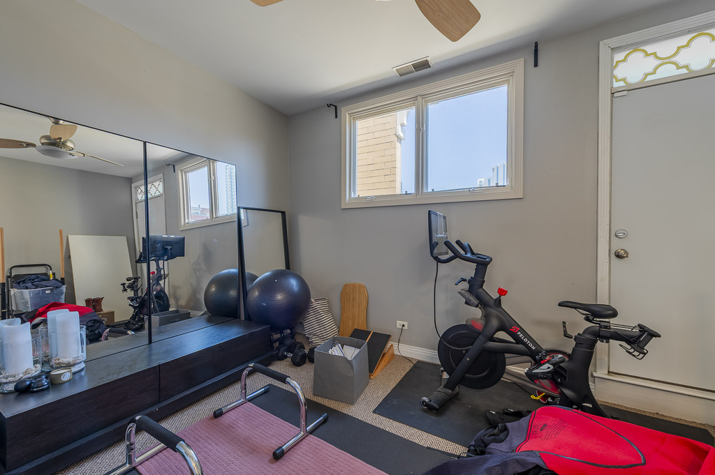 127 E 18th Street - Photo 13