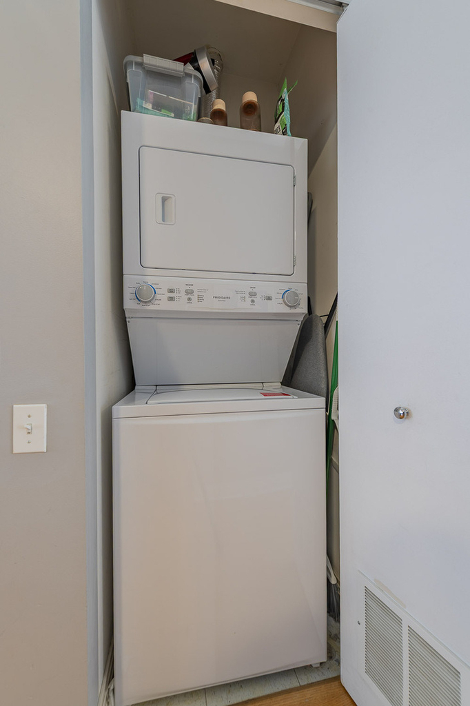127 E 18th Street - Photo 14