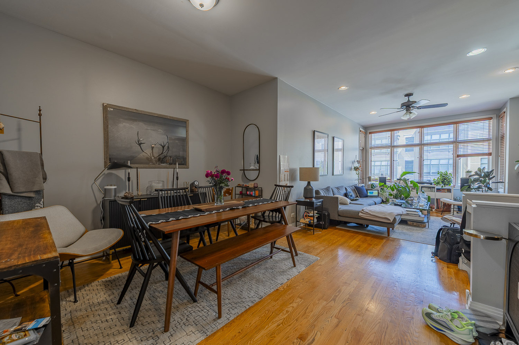 127 E 18th Street - Photo 3