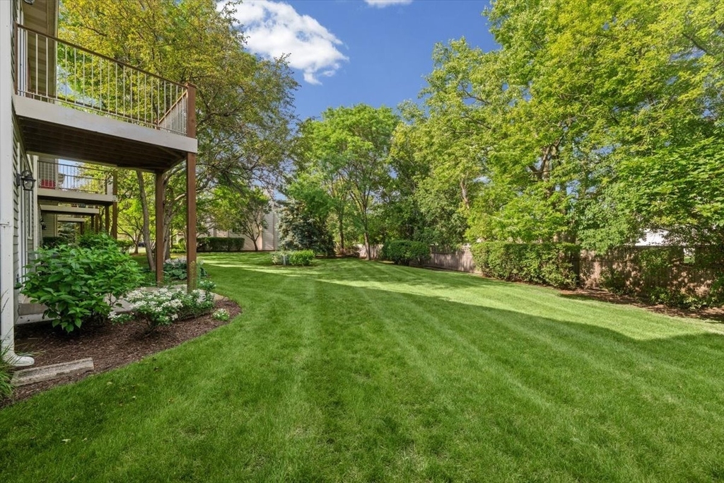 2421 Madiera Court - Photo 4